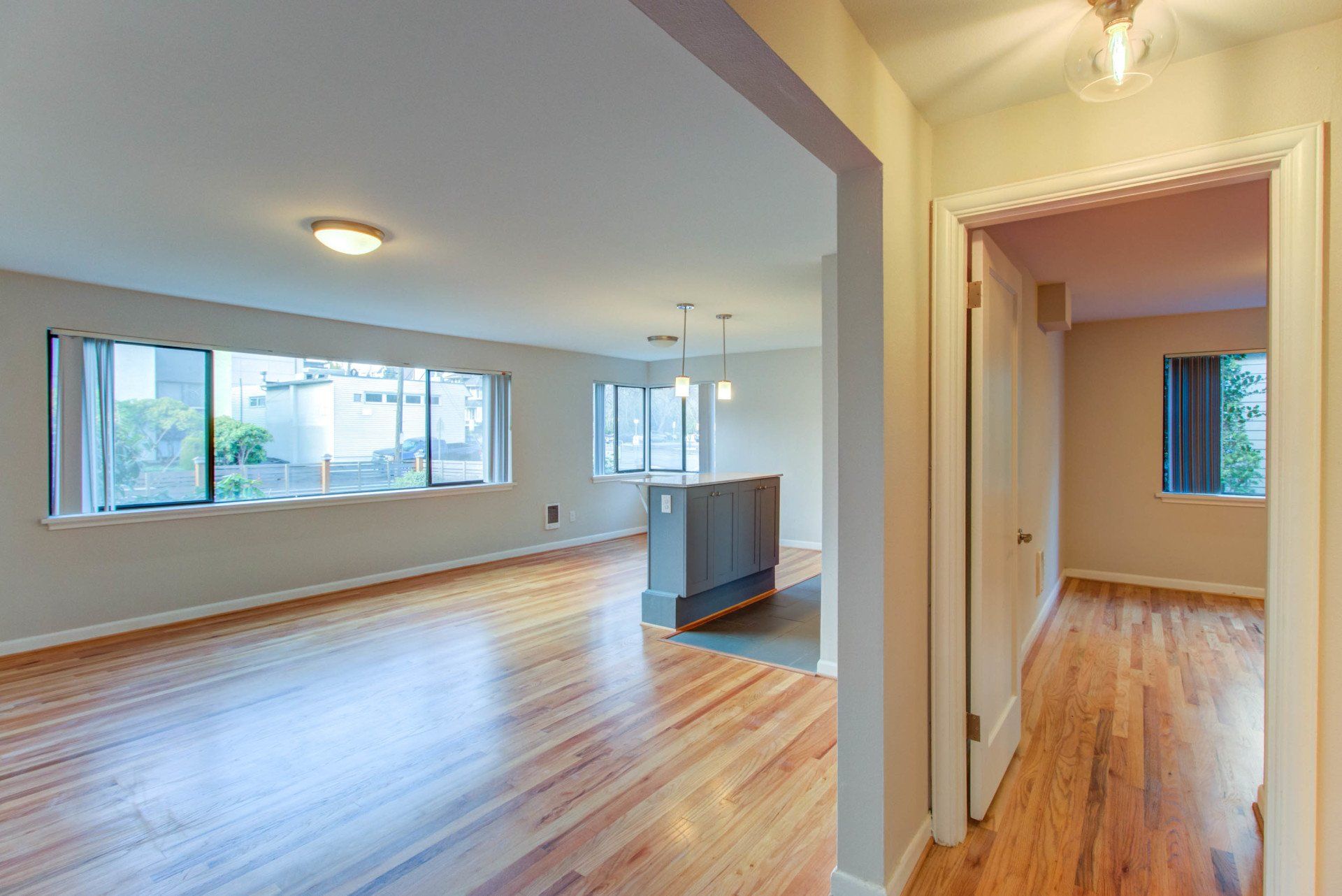 1418 On Queen Anne