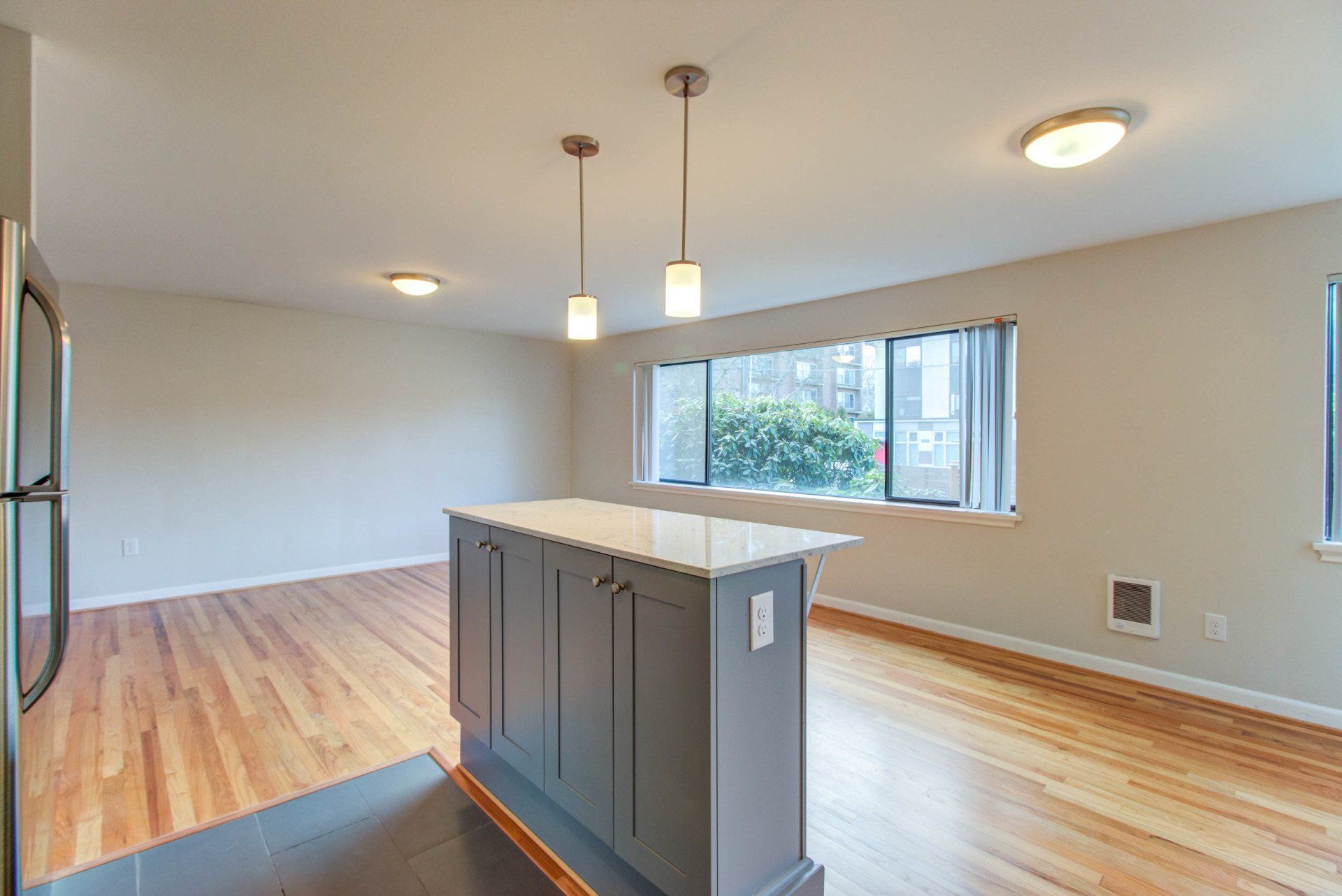1418 On Queen Anne