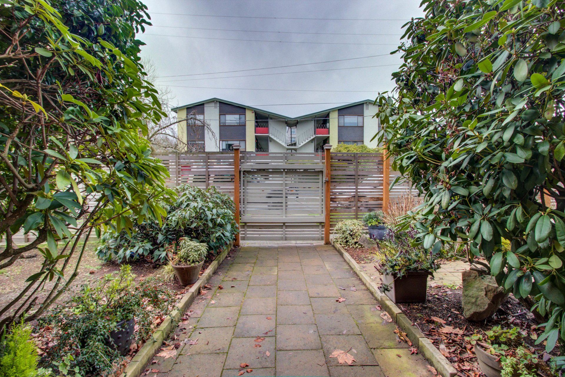 1418 On Queen Anne