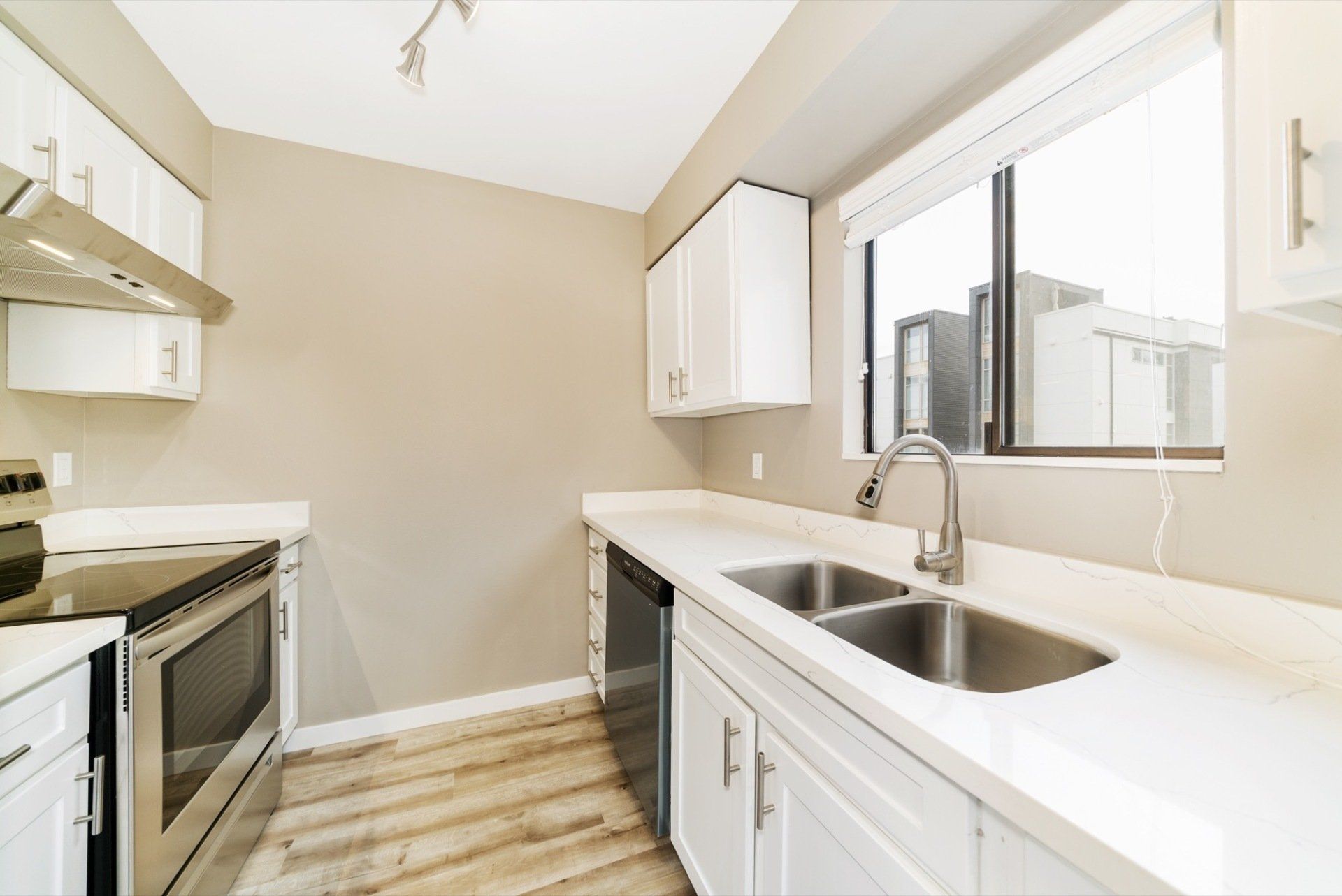ALKI 12 APARTMENTS