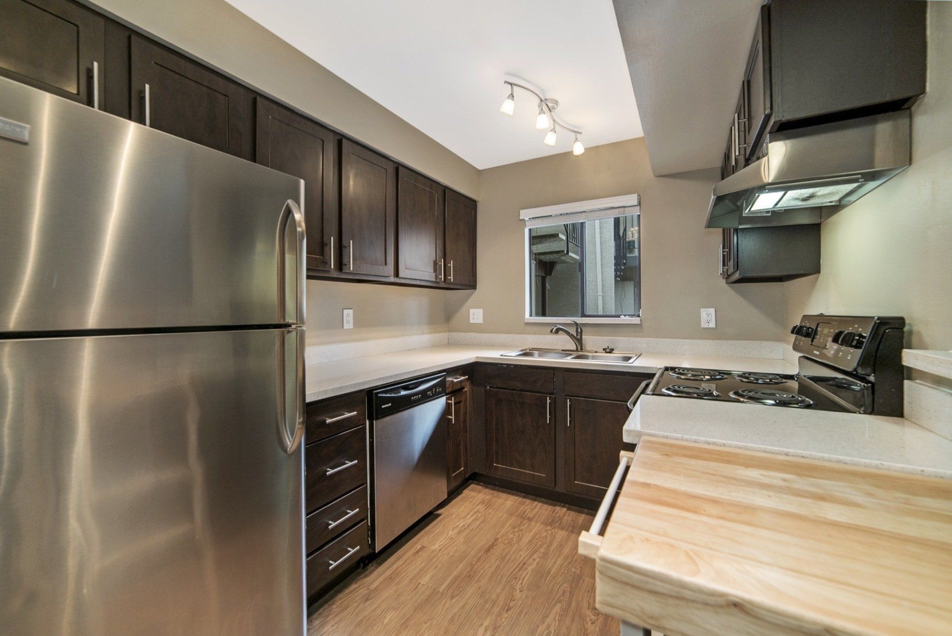 ALKI 12 APARTMENTS