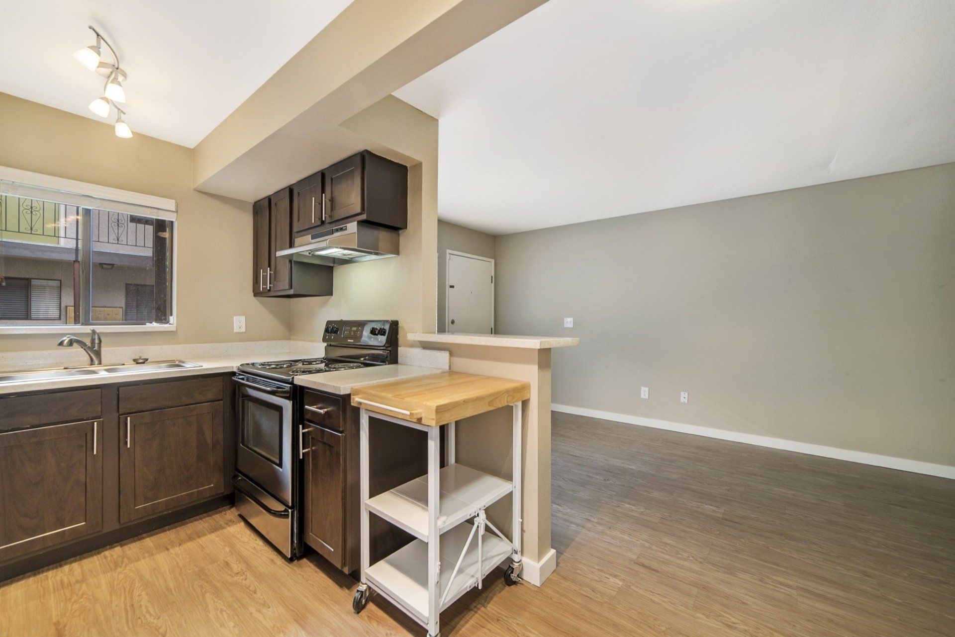 ALKI 12 APARTMENTS
