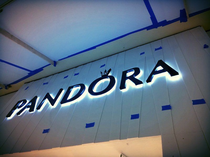 Commercial Sign Design & Manufacturing