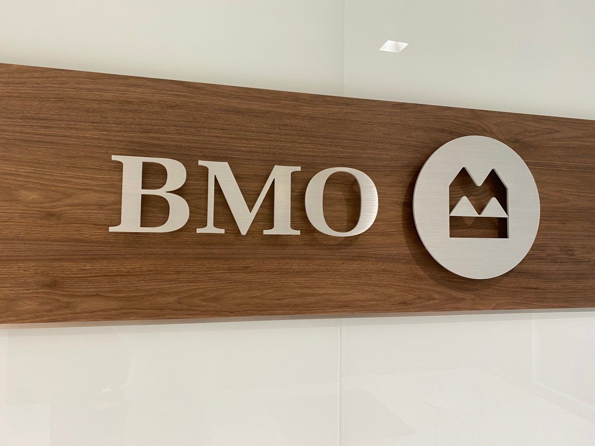 commercial sign projects