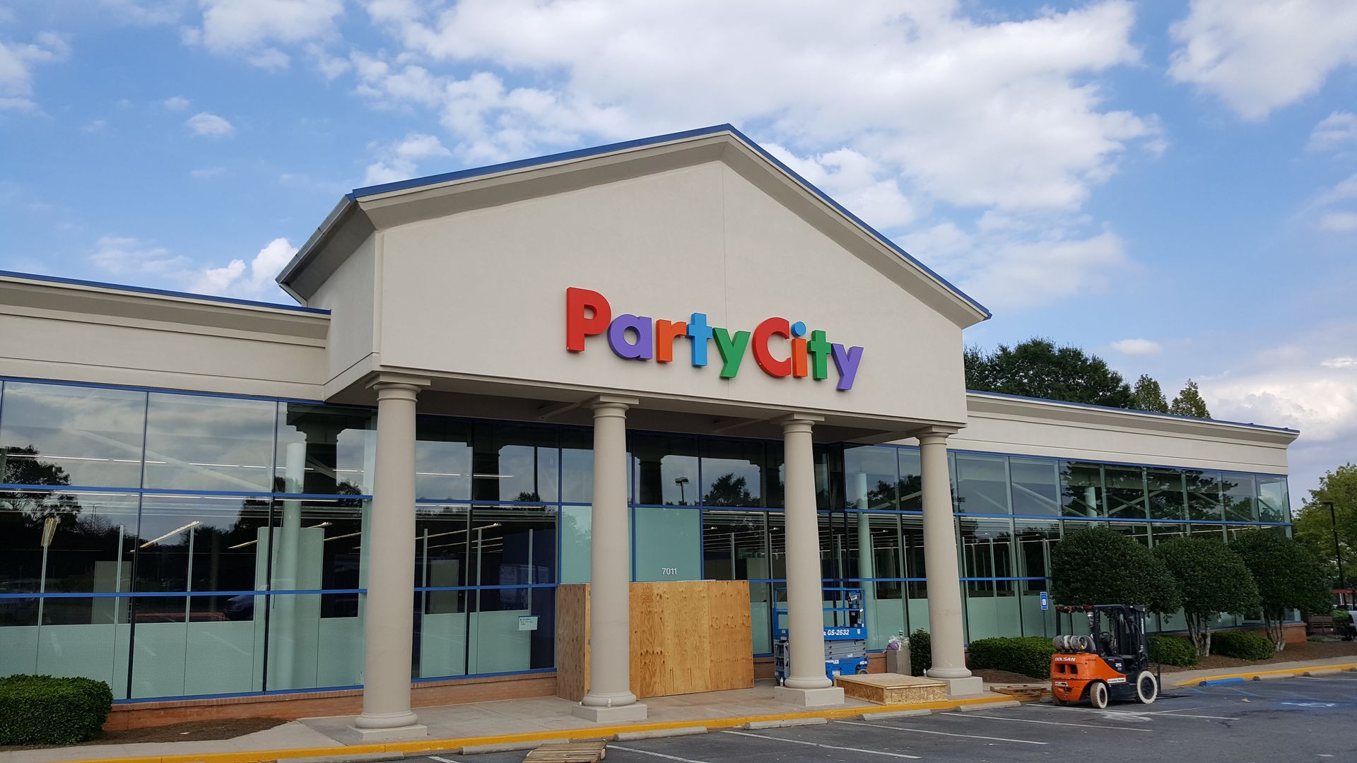 Building Wall Sign Design & Installation