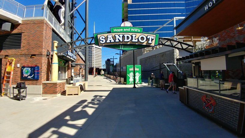 Suntrust Park Signage