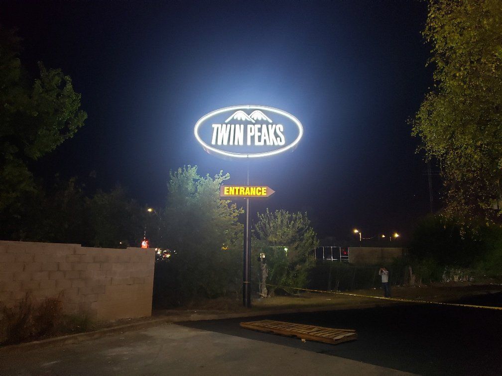 Restaurant Signs