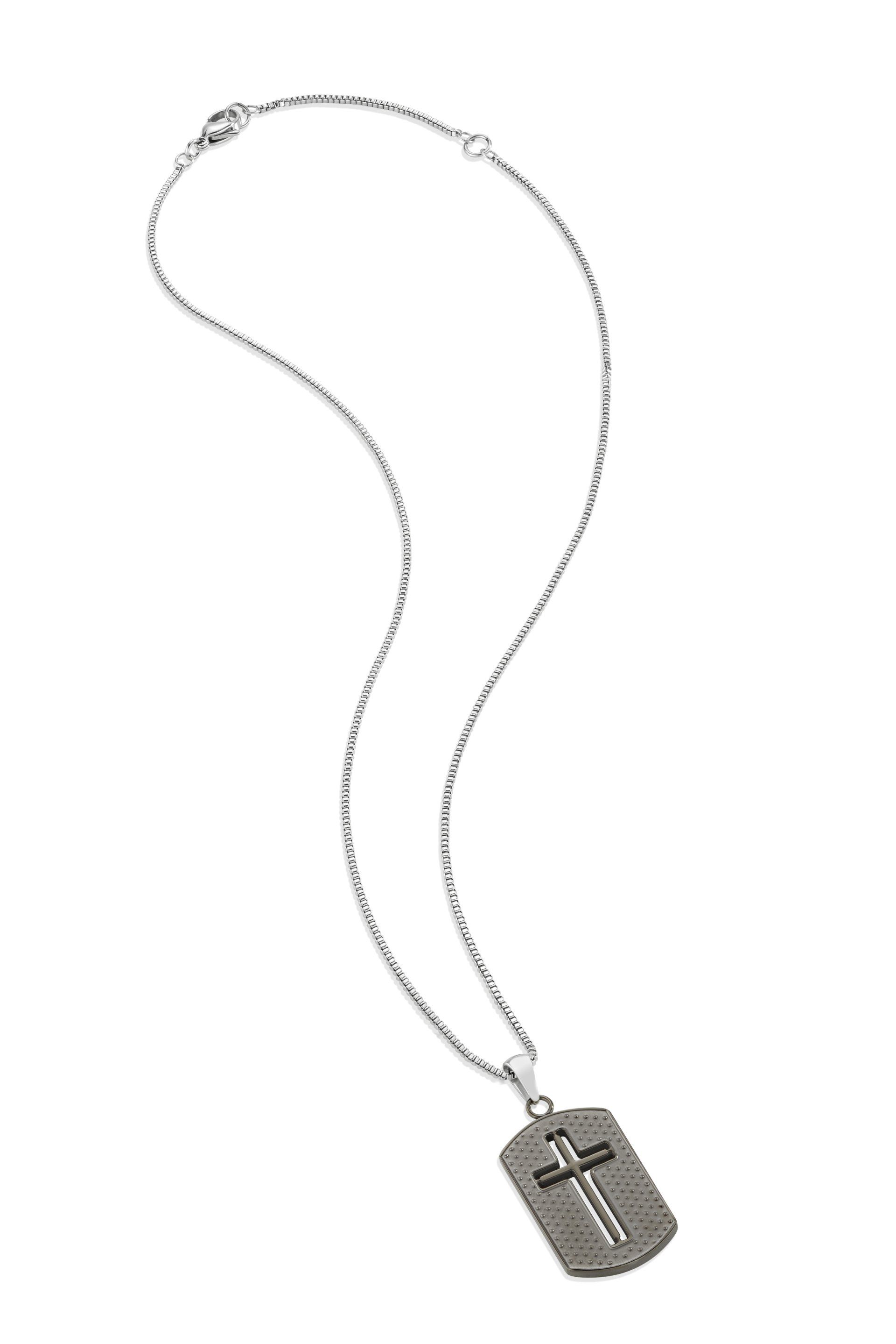 collana con piastra decorata con croce