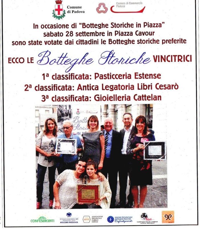 Cattelan Annalisa ritira la targa premio del terzo classificato dell