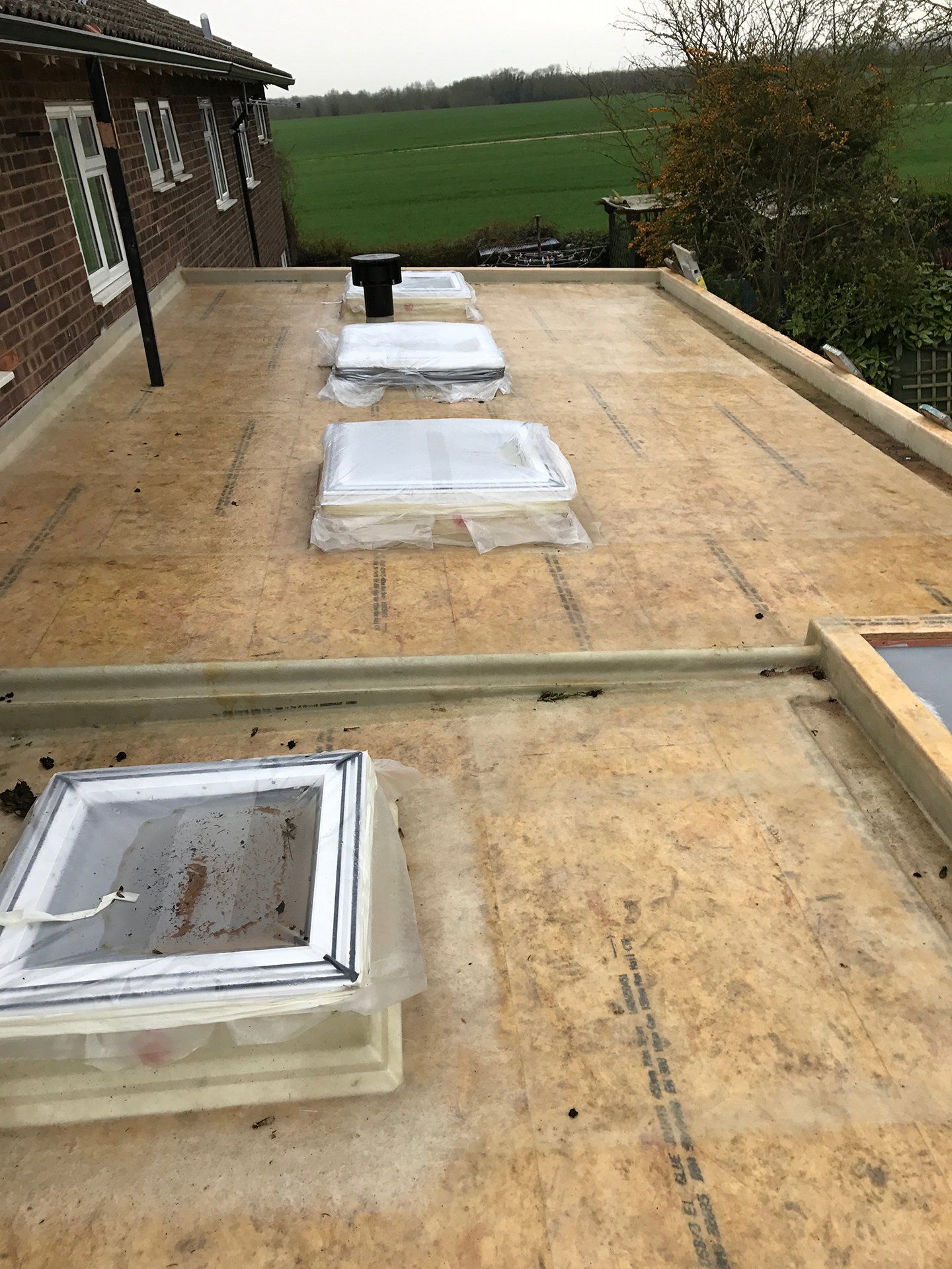 SIPS-roof-in-construction