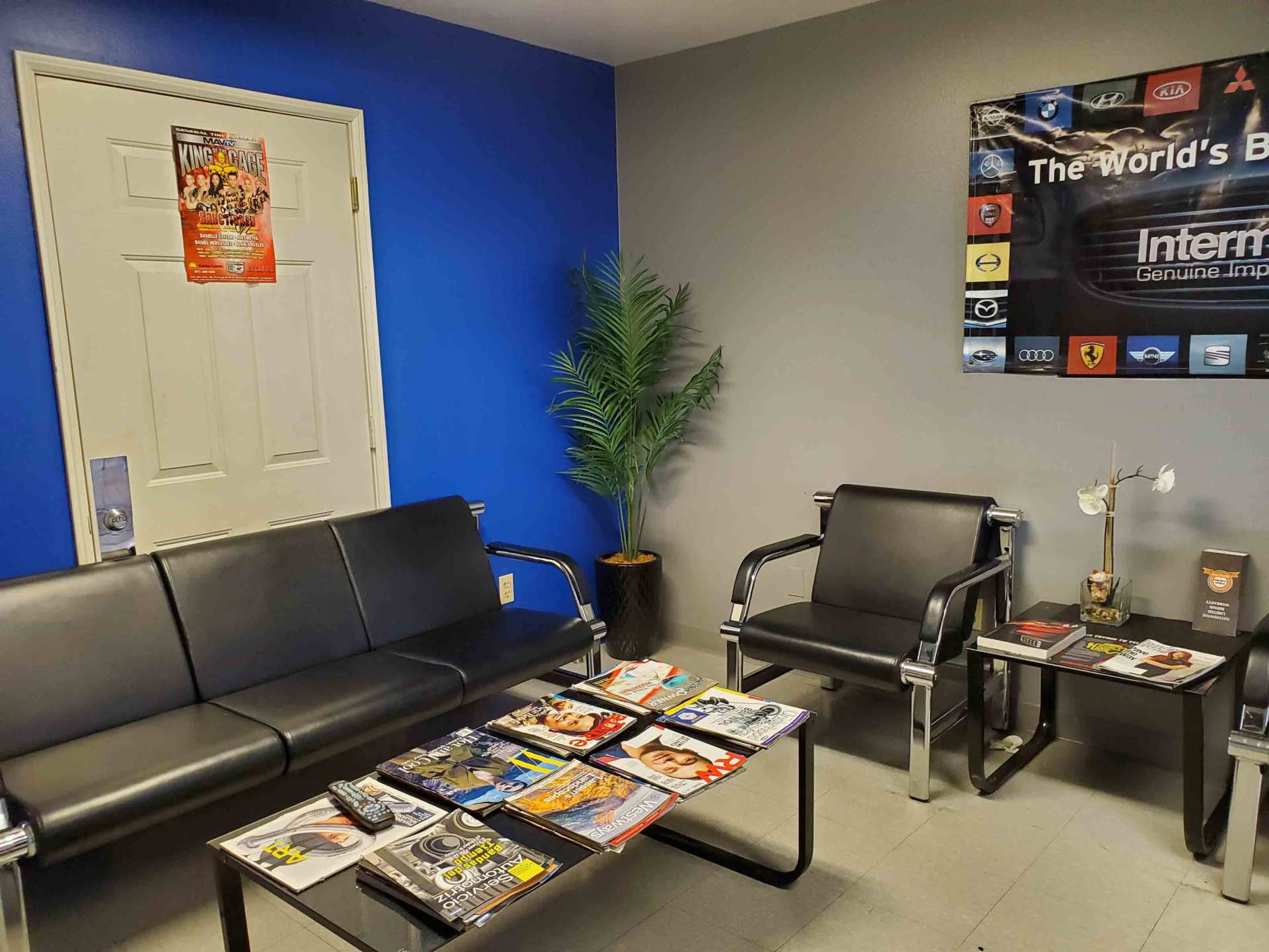 Auto Diagnostics — Waiting Area in Ontario, California