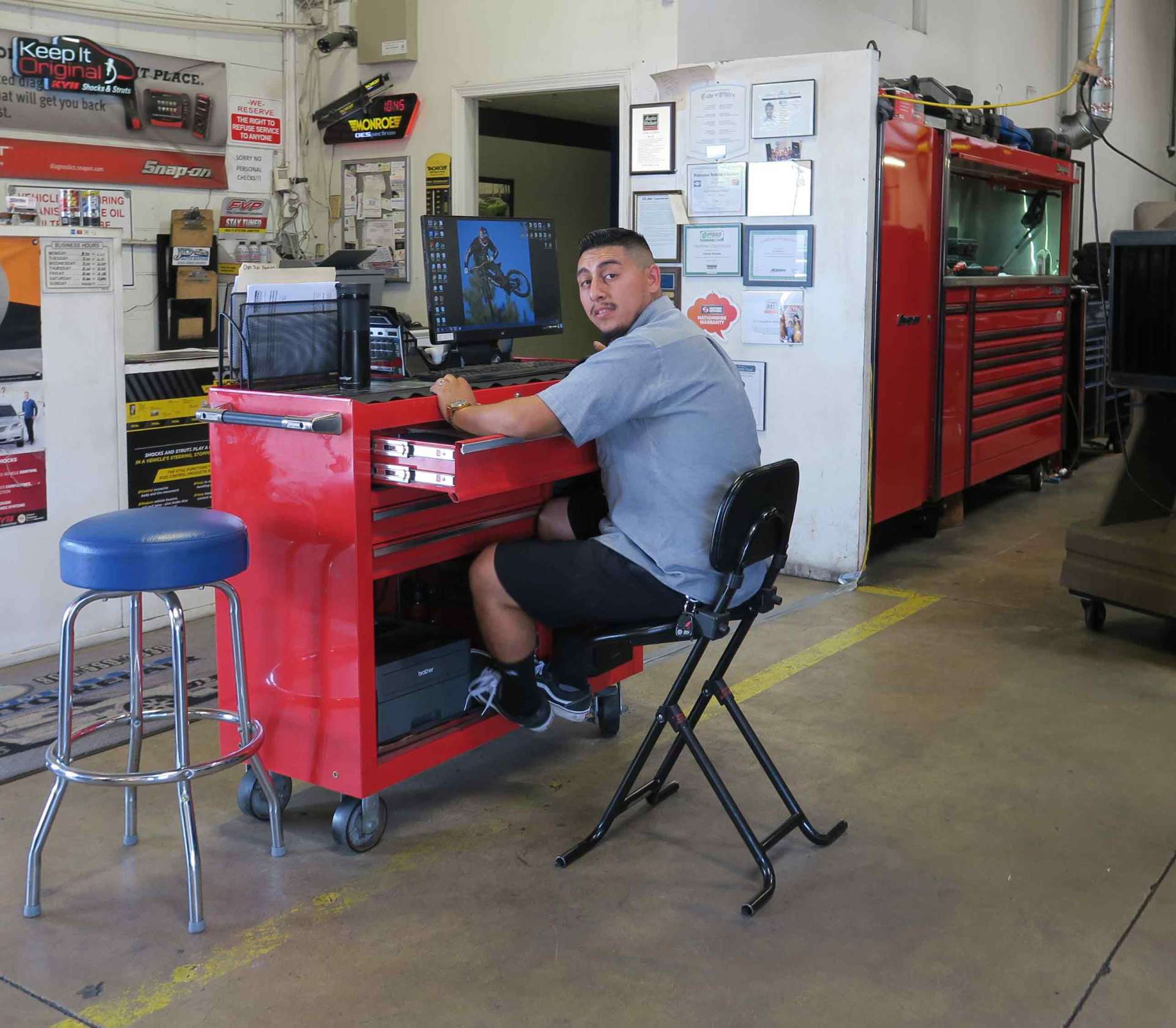 New Tires — Employee In Front Of Computer in Ontario, California