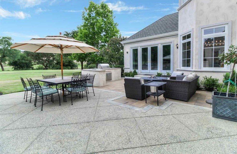 3317 E Ruby Hill Drive Gallery Images