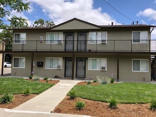 4458 Pleasanton Ave., #2, Pleasanton, CA. 94566