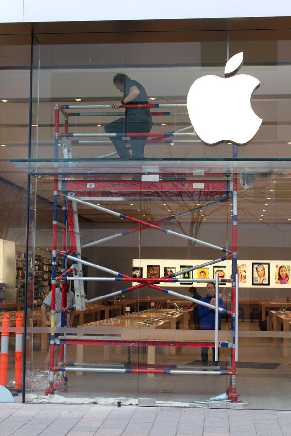 workers in store
