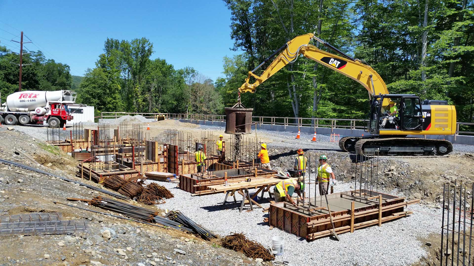 Using a Crane in Construction — Poughkeepsie, NY — OCS Industries, Inc.