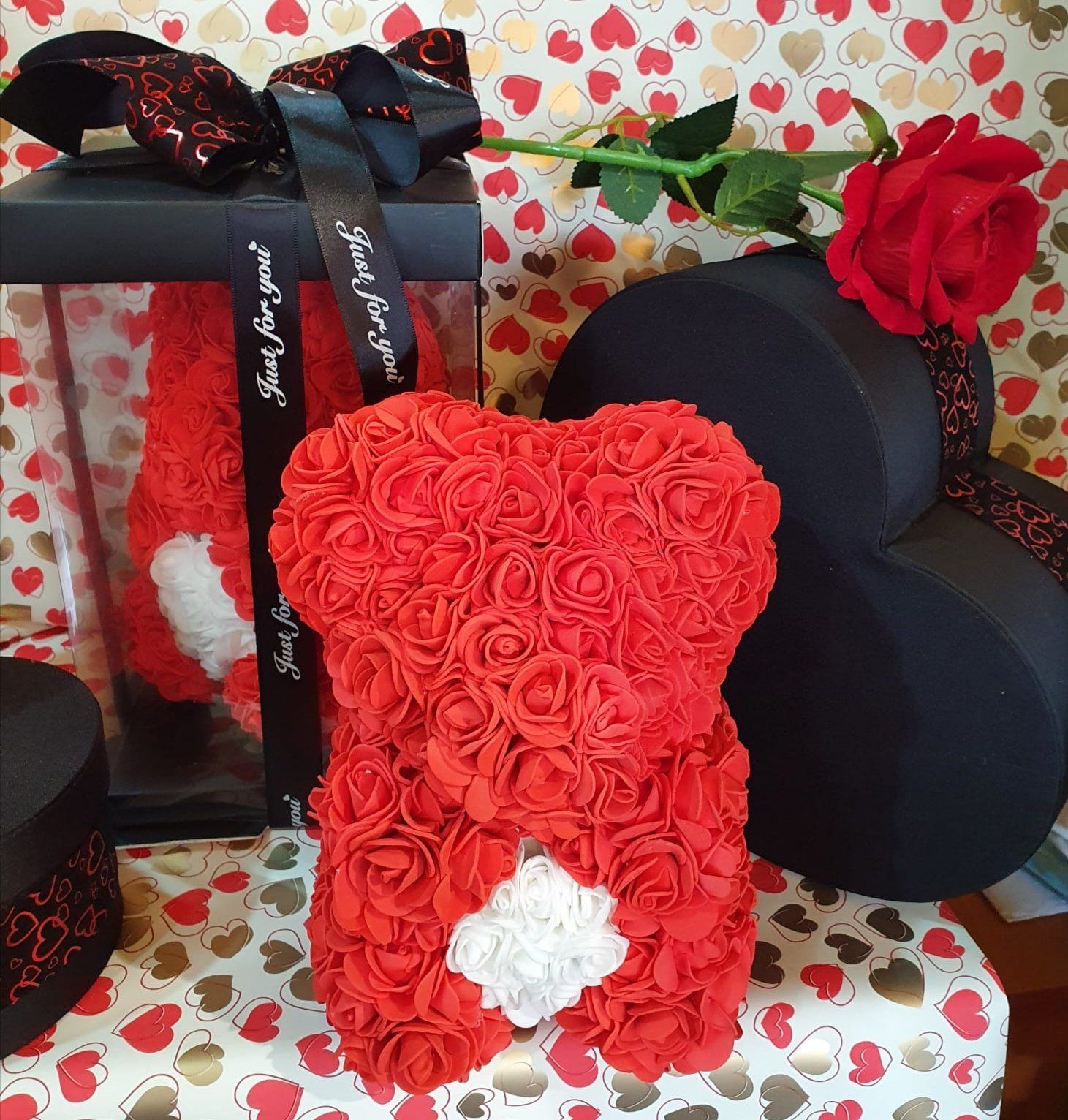 pupazzo con fiori