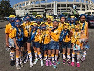 youth girls soccer team group photo