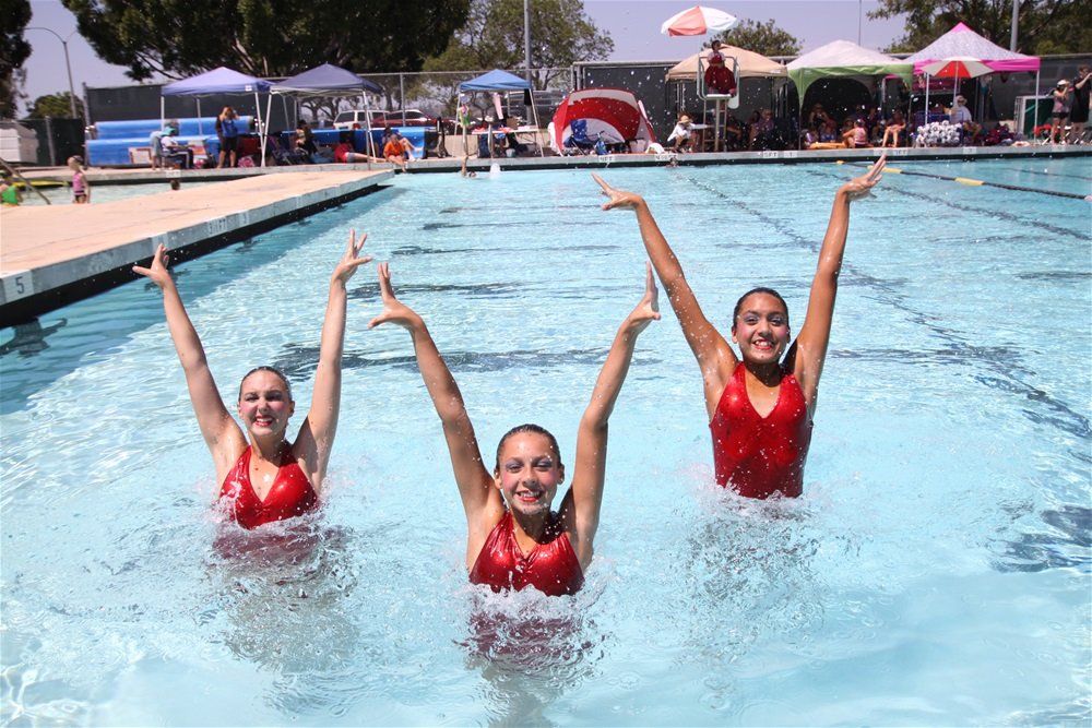 synchronized swimming