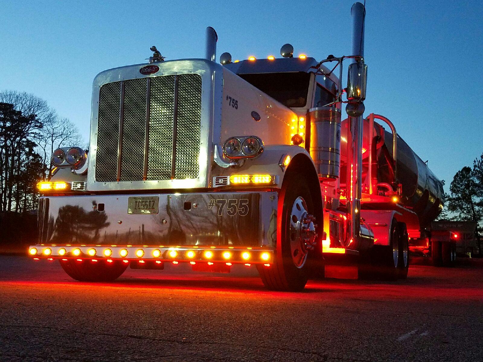 Truck Cleaning And Repair - Truck Cleaning in Fayetteville, GA Truck Cleaning And Repair - Truck Cleaning in Fayetteville, GA