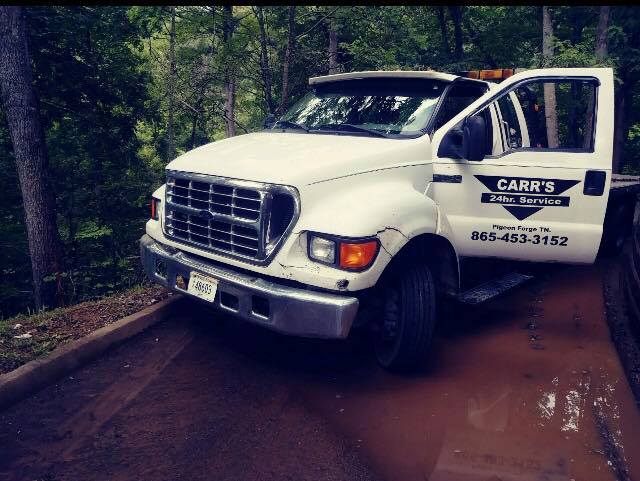 Carrs tow truck — Pigeon Forge, TN — Carr's Auto Service