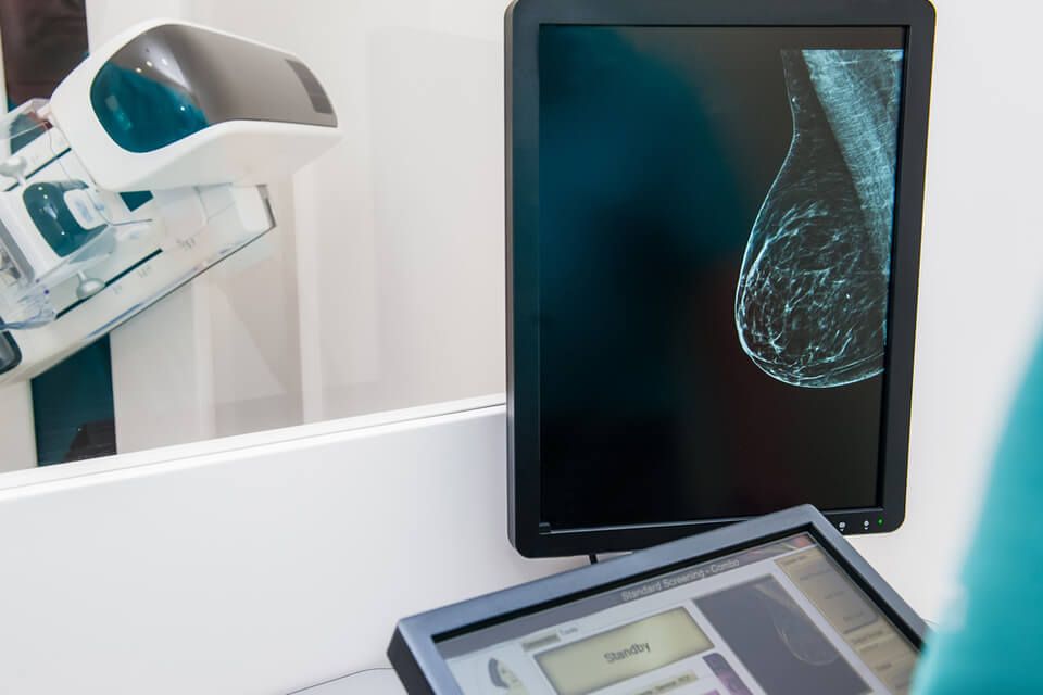 macchinari per visite oncologiche