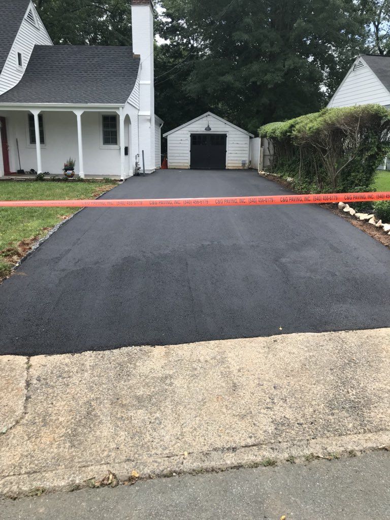 Parking Paving — The White House Parking in Charlottesville, Virginia Parking Paving — The White House Parking in Charlottesville, Virginia