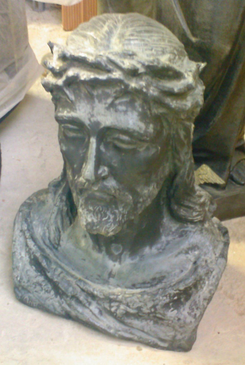pulizia e patinatura bronzo