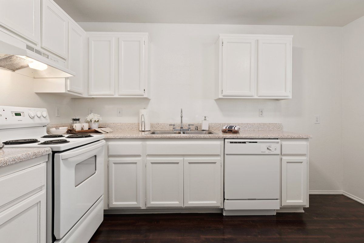 Aventine Court property photo of Aventine Court interior kitchen