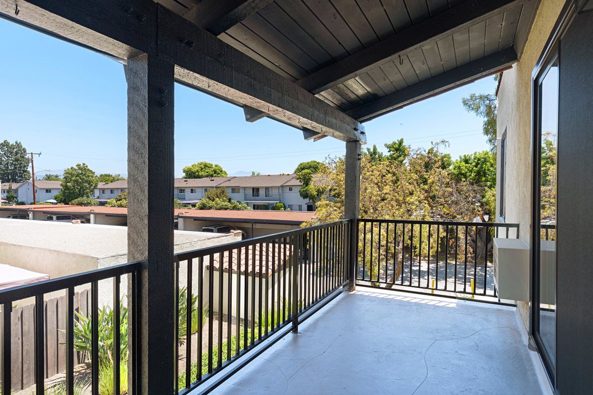 Mission Plaza Apartments Property Image of balcony