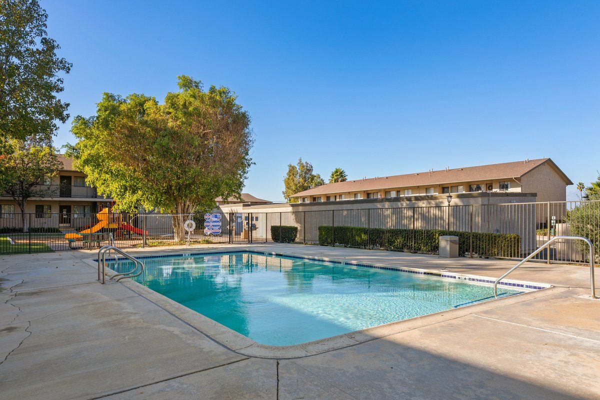 Aventine Court property photo of Aventine Court exterior pool