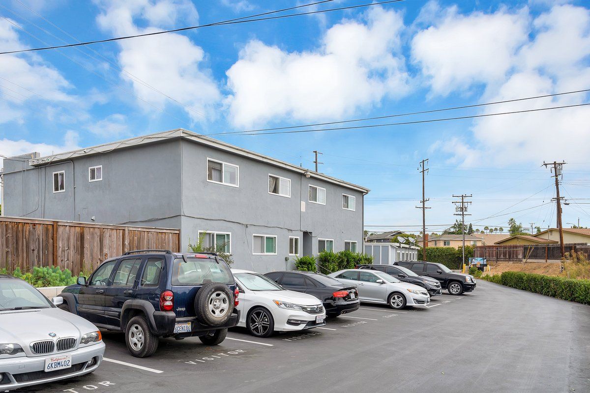 Canyon Drive property image of exterior parking