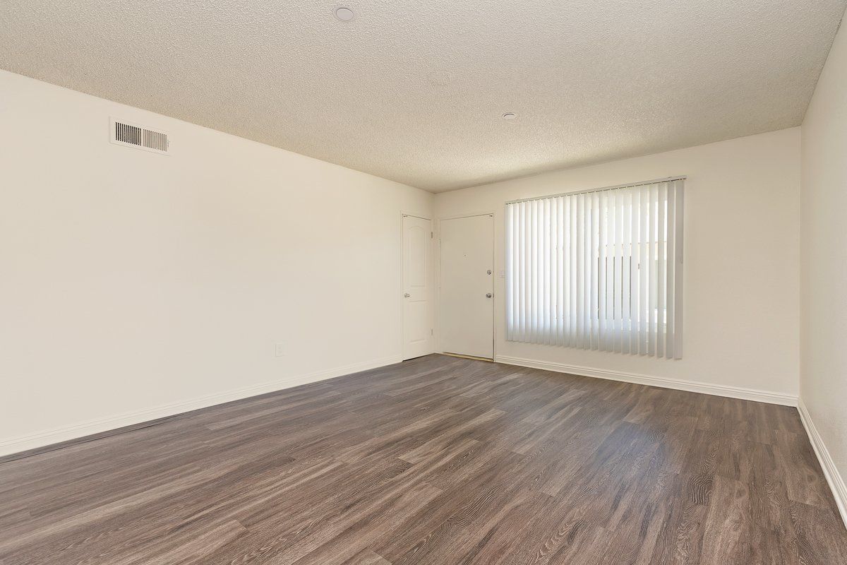 Windsor Gardens Apartments property photo of interior kitchen