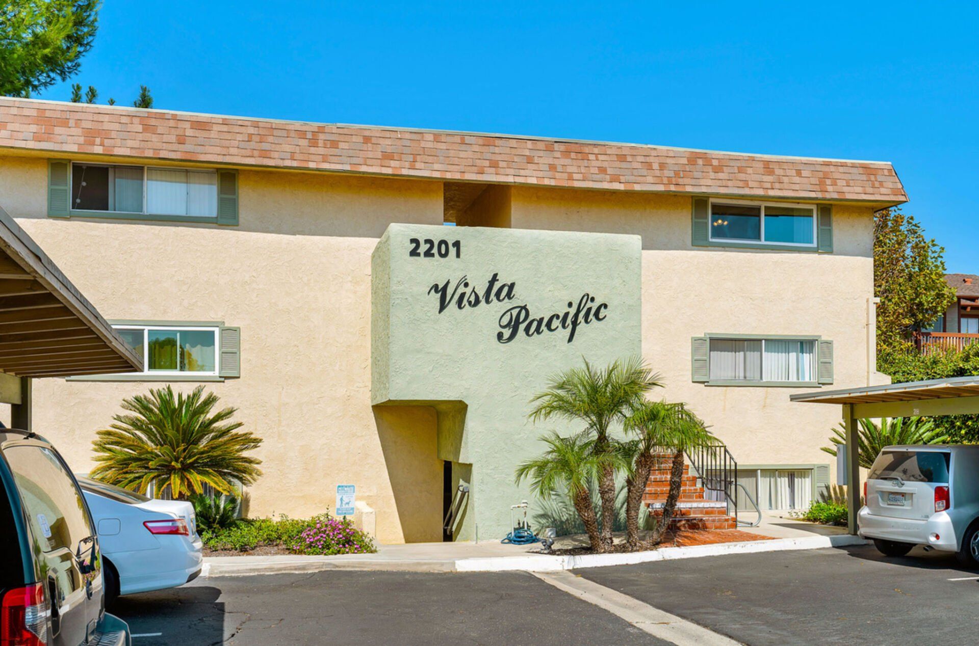 Vista Pacific Apartments property photo of exterior