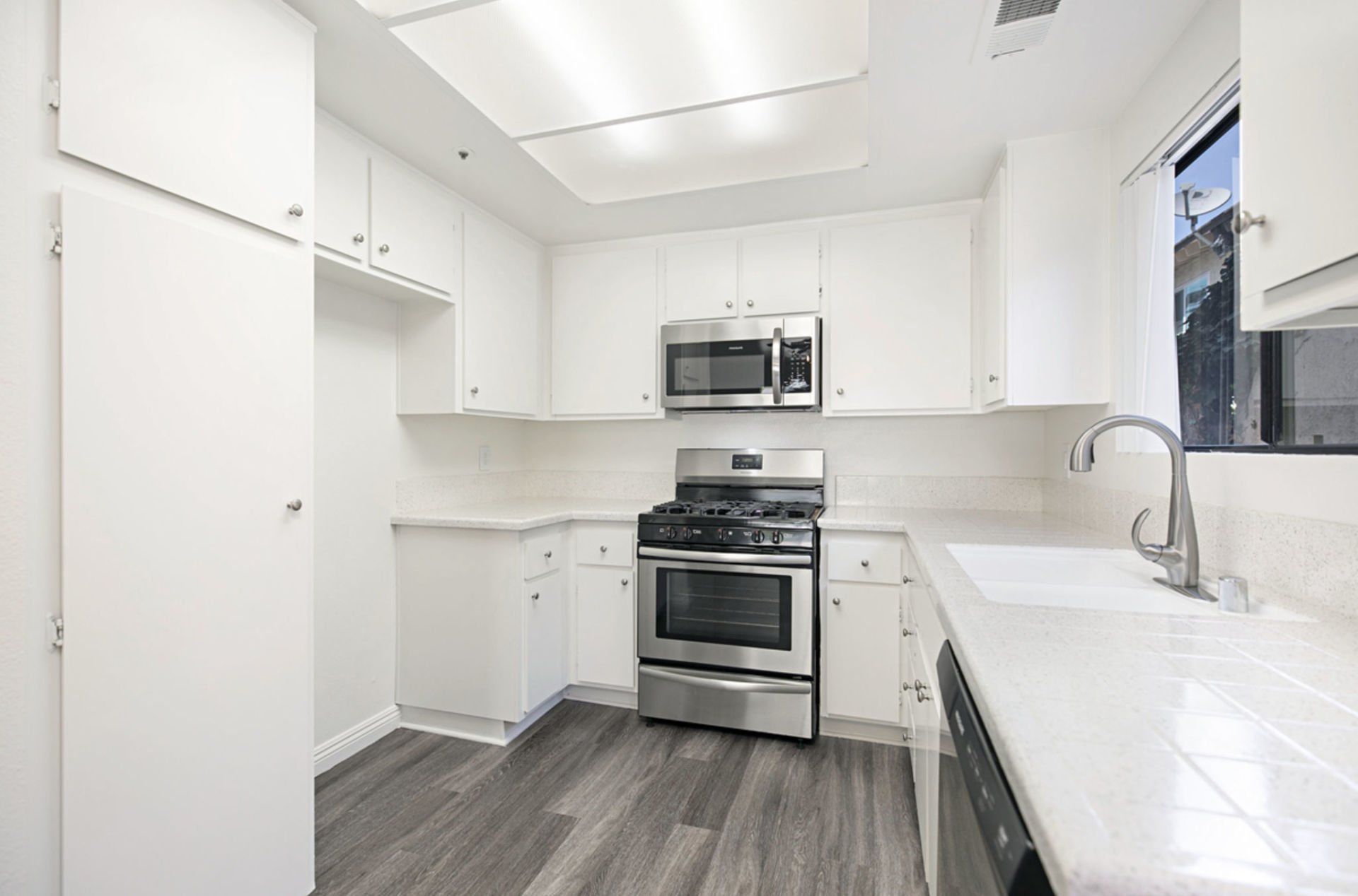 Twin Pines property image of interior kitchen