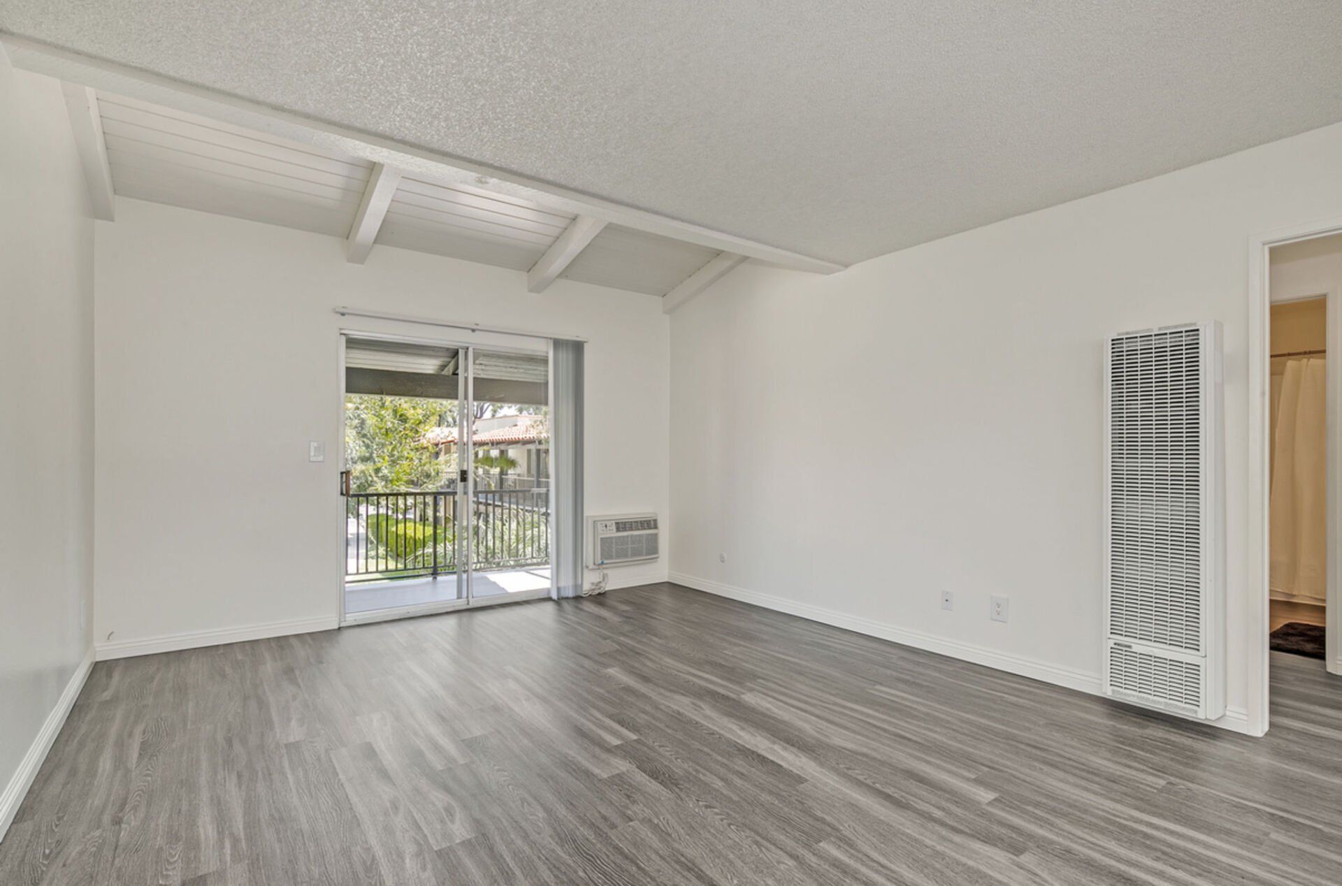 Mission Plaza Apartments Property Image of balcony