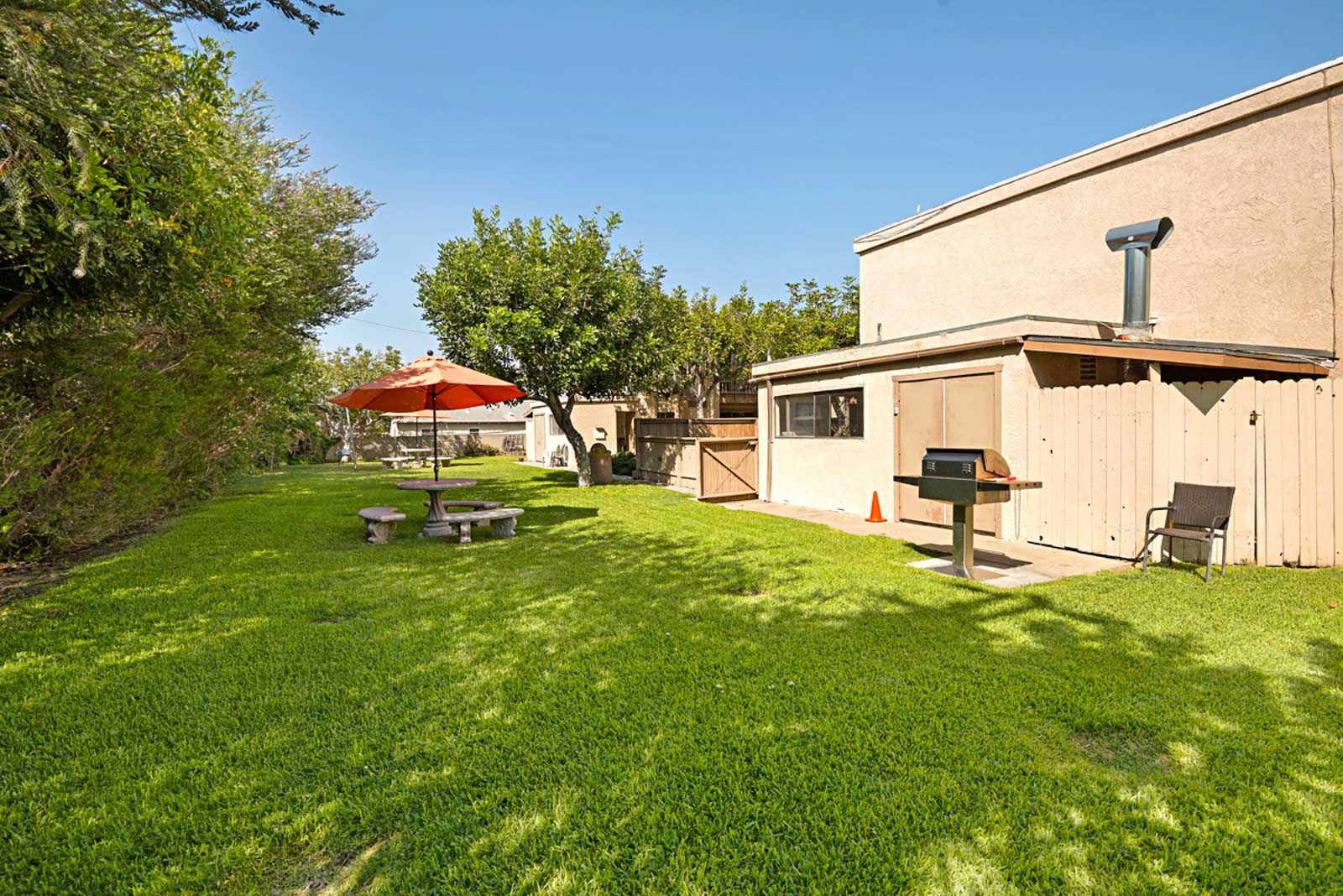 Villa Medera Apartments property photo of exterior picnic area