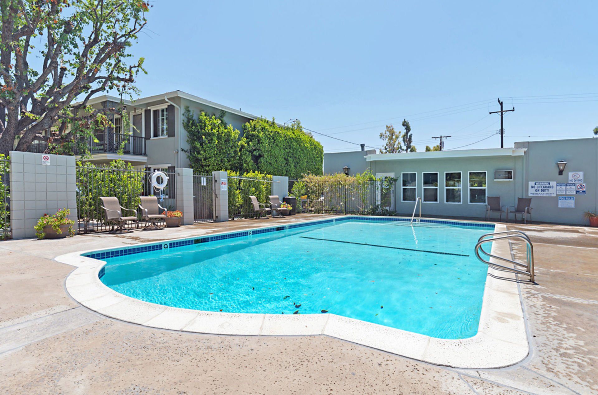 Park Magnolia Apartments Property Image of outdoor pool
