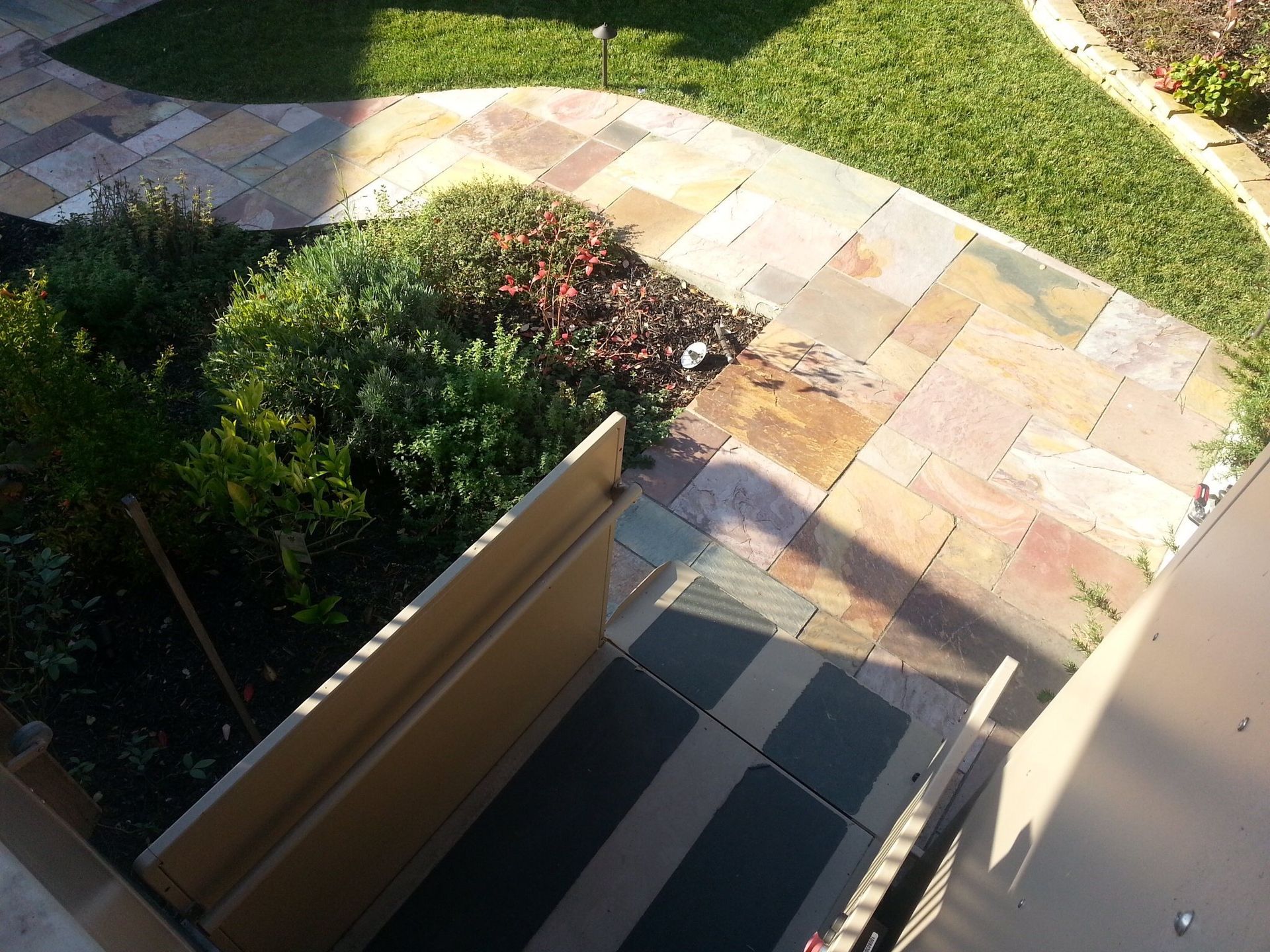 top view of wheelchair lift in backyard