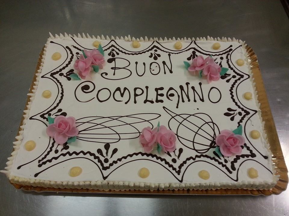 torta di compleanno