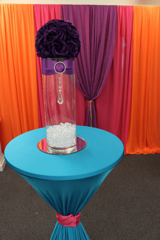Flower ball and crystal centrepiece