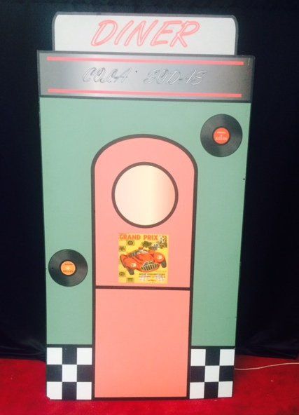 Prop 50s diner side panel