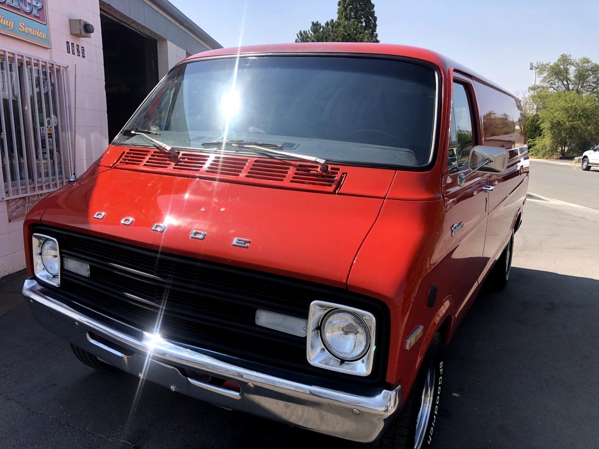 Shiny Red Van — Sparks, NV — Sam’s Sparkle Shop Shiny Red Van — Sparks, NV — Sam’s Sparkle Shop