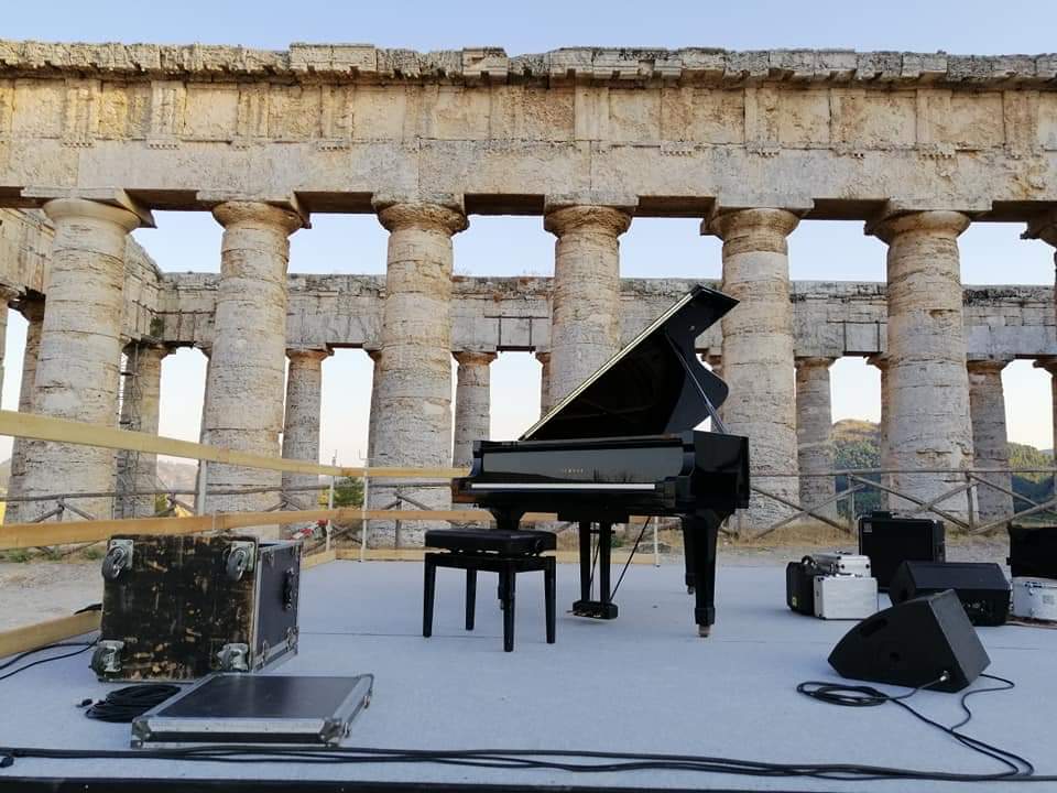 Trasporto di un pianoforte a coda