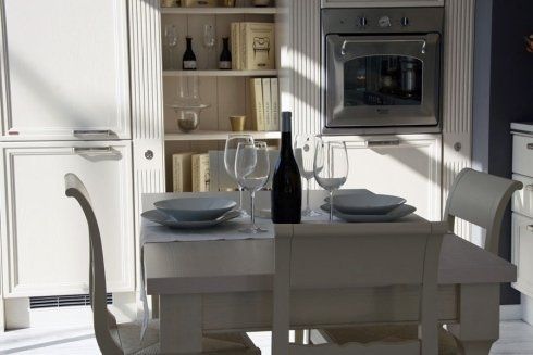tavolo cucina in esposizione