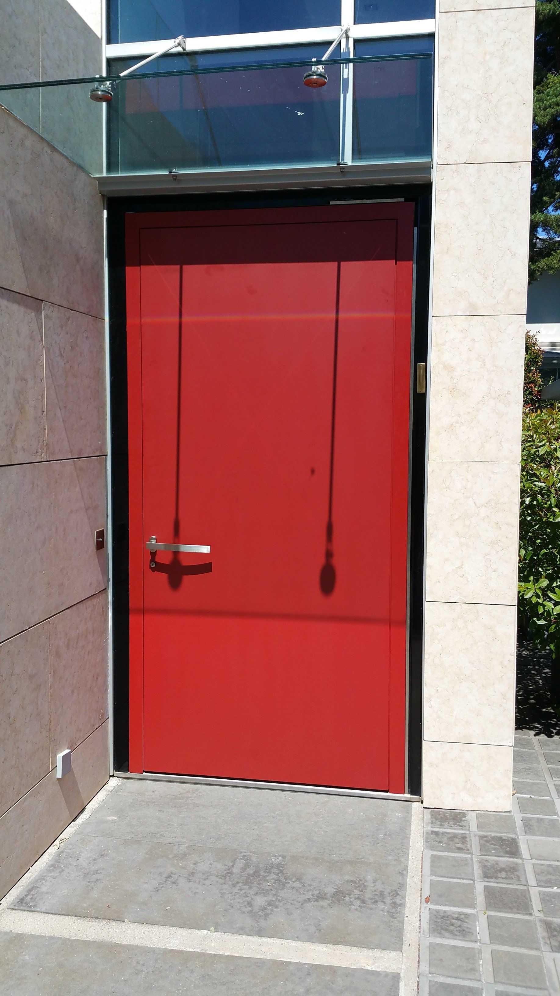 Porte rouge GEnève