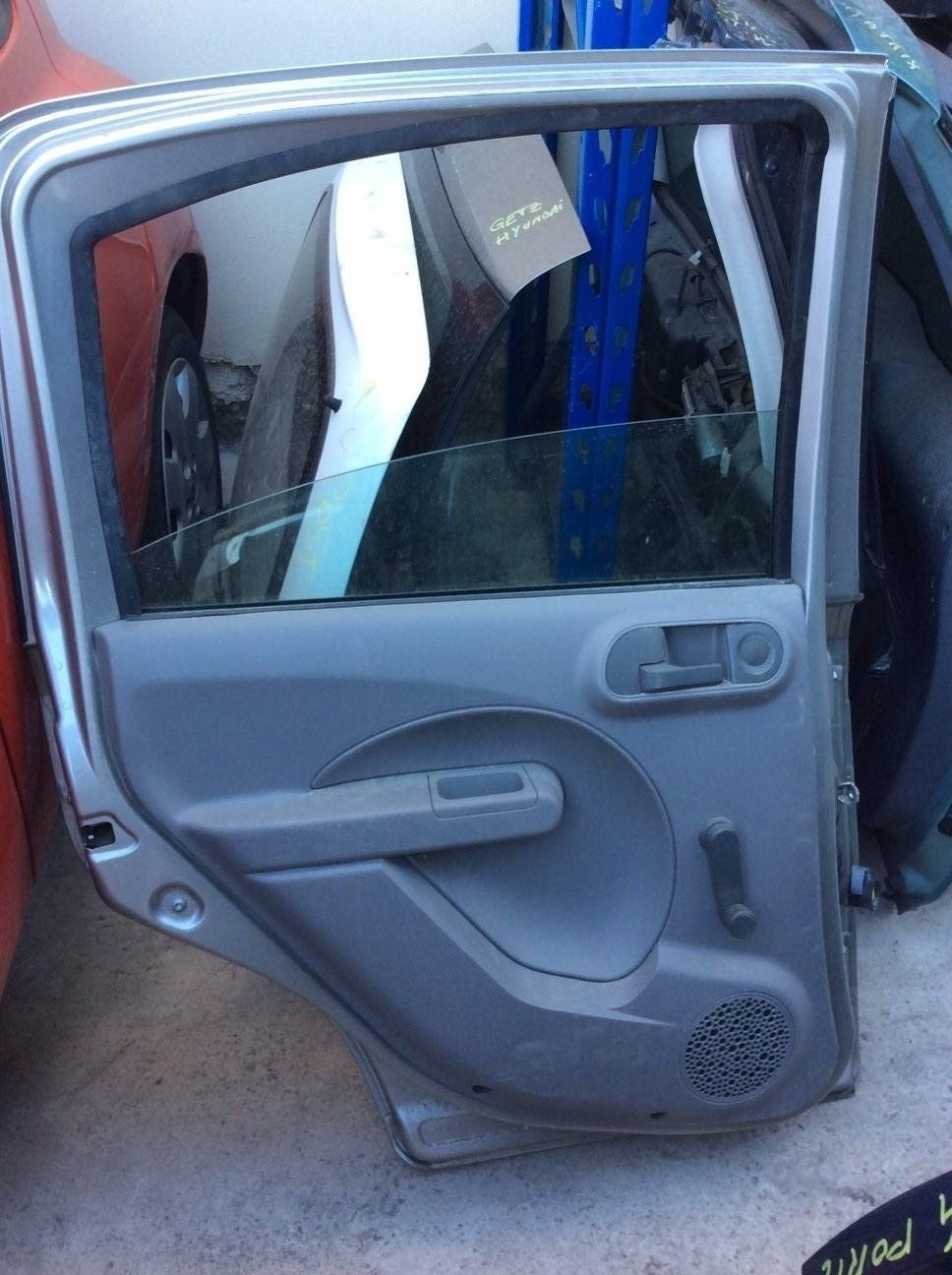 sportello auto