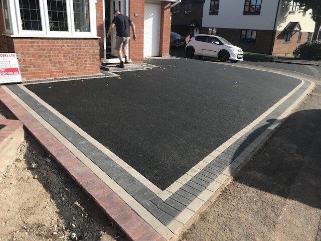 Driveway by tarmac specialists GQ General Builders Wolverhampton