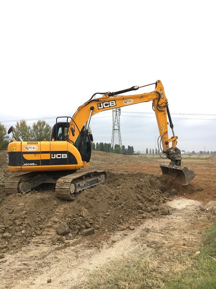 Escavatrice JCB