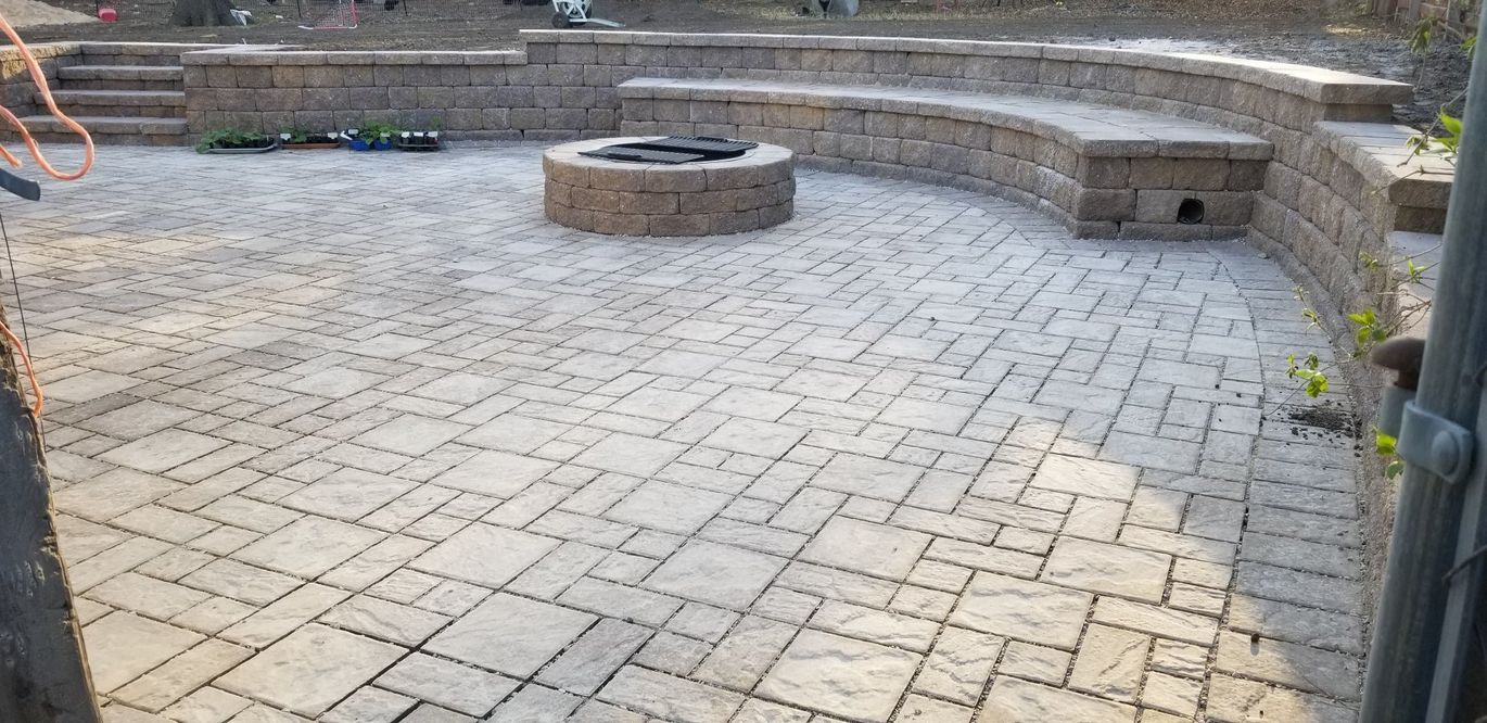 Best Retaining Wall — House With Brick Flooring in Wichita, KS